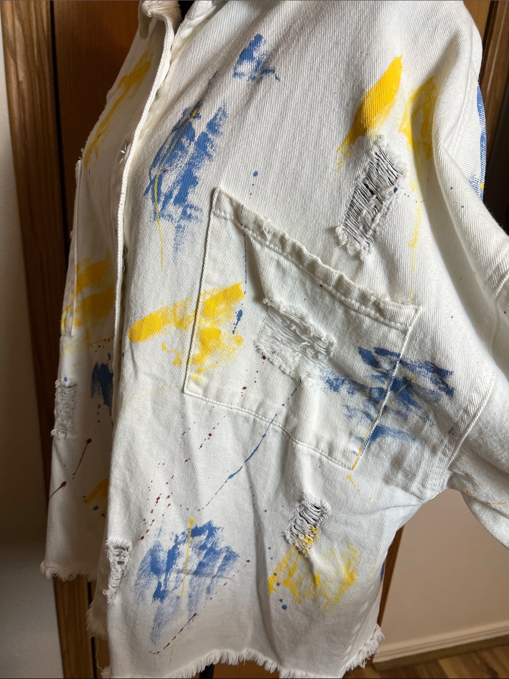 POL Distressed Button-Up Shacket - Picture 11 of 11